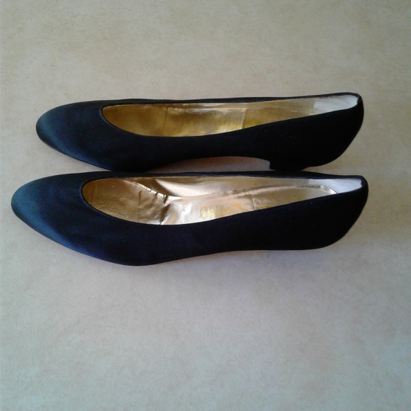 SALVATORE FERAGAMO - Picture 7 of 8